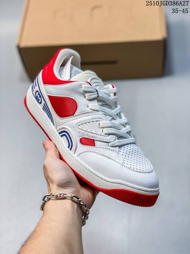 双十一福利特价 广东原装高端 Gucci Basket 篮球鞋低帮 情侣款 Gucci Basket球鞋系列 灵感源自于90年代篮球鞋 整个款式非常重工 鞋面融