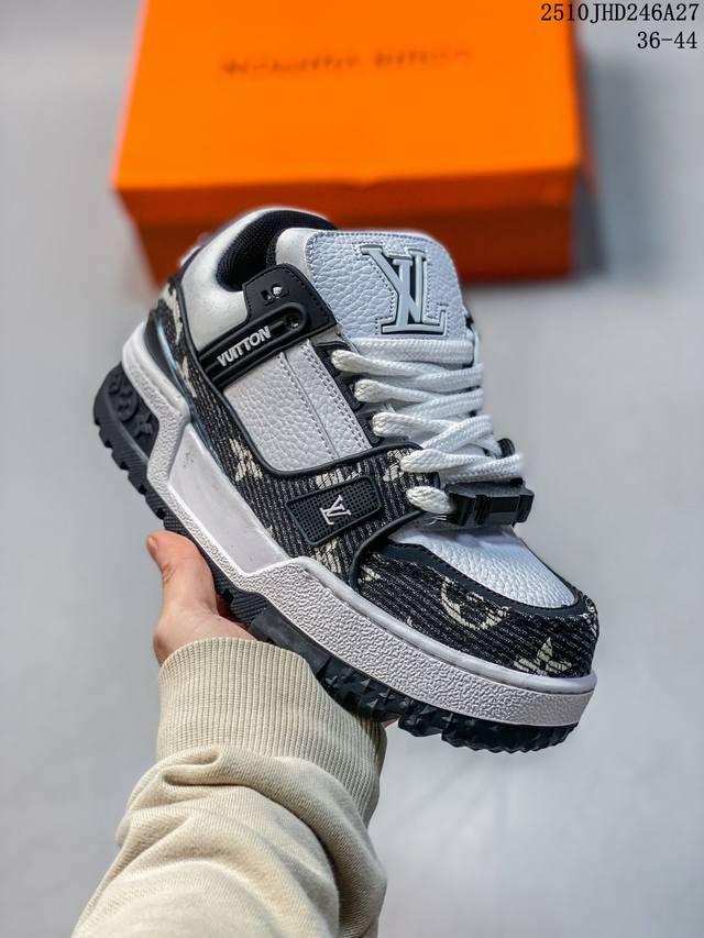 Louis Vuitton Trainer Maxi 小胖丁 皮革 标识珠饰点缀 低帮 板鞋 男女同款 白蓝 10Jxd246A27