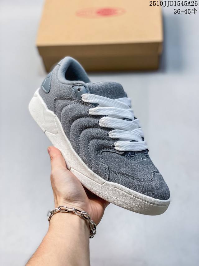 公司级Nike耐克男鞋2025冬季新款 Jordan Session 运动休闲篮球鞋 延续90年代滑板鞋的面包轮廓造型，采用全皮质鞋身内衬加厚设计，后跟点缀Ju