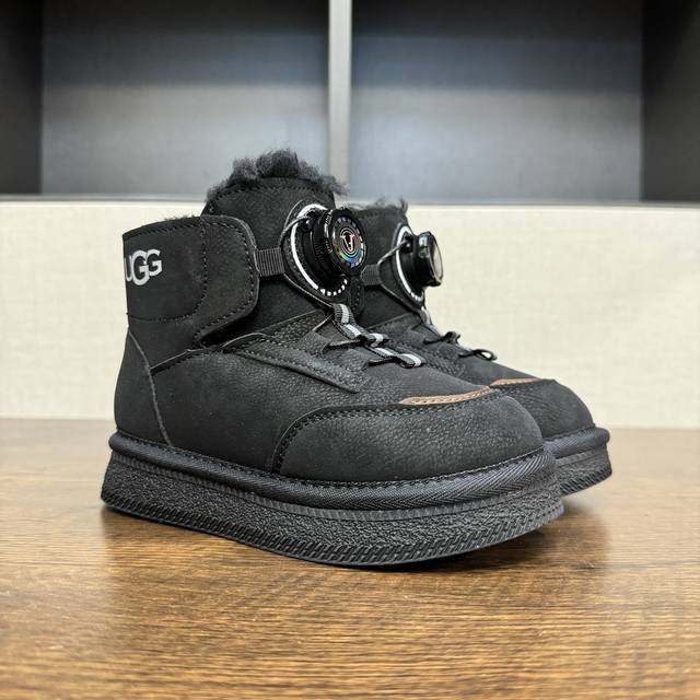 Ugg加绒款 ， 26-37 儿童Ugg官网首发1:1运动休闲鞋，采用个性3D转印Logo 旋钮扣简便大方 柔软亲肤 舒适保暖 个性时尚又百搭，Eva轻质缓震、