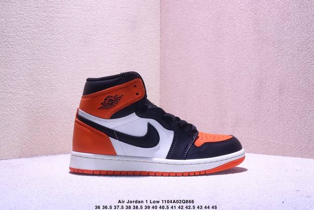 耐克Nike Air Jordan 1 Retro High Og”Black White“Aj1代迈克尔 乔丹高帮经典复古百搭休闲文化运动篮球鞋 货号：555