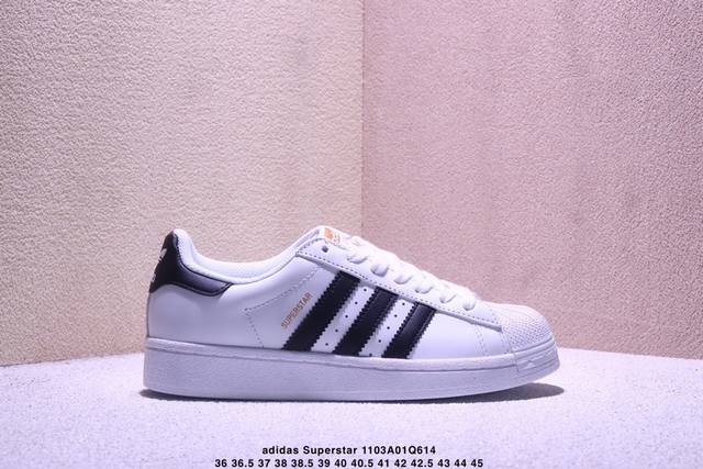 Ad Originals Superstar 经典复古贝壳头板鞋 Eg4958 诞生于1969年 是第一双将全皮面鞋 身与橡胶鞋头结合在一起的低帮篮球鞋 Sup