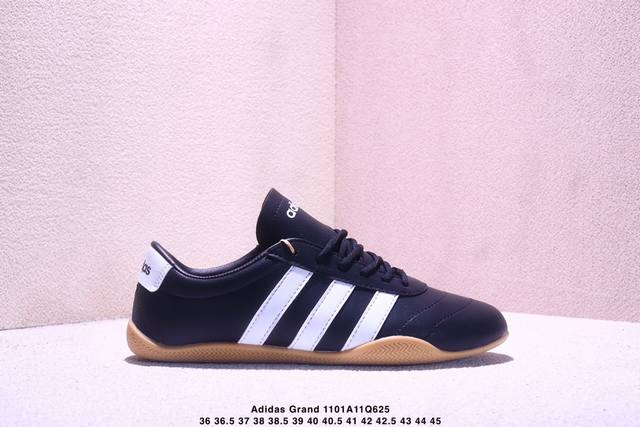 Adidas 阿迪达斯 男女鞋真标半码制，原楦原纸版开发，采用环保纤维革鞋面材质，外置耐磨橡胶鞋底出众复古风,出街吸睛力！阿迪达斯Adidas Grand Co