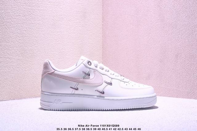 Nike Air Force 1‘07 Low 联名 玫瑰小金勾 空军一号低帮休闲板鞋 #经典无需质疑 街头极高的出镜率已经说明了它的魅力 而鞋侧排序整齐的四个