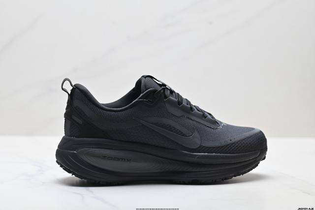 公司级Nike Vomero 18 Gtx 耐克 舒适减震防滑 低帮跑步鞋 全掌Reactx泡绵中底 前掌和后跟还配备了Air Zoom气垫单元 据说跑起来更快