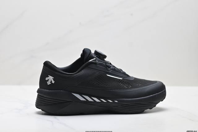 公司级迪桑特Descente Lavitate Wire 3.0 舒适百搭防滑耐磨 低帮 休闲跑步鞋 采用大网眼材质鞋面 轻薄通透不闷热 前掌易弯折设计 提供灵