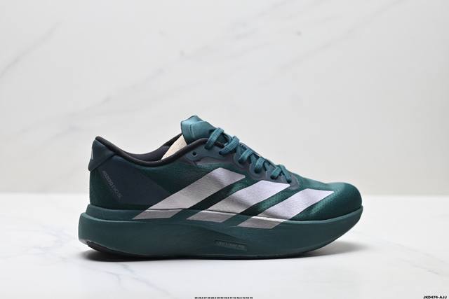 公司级Adidas Adizero pro Evo Sl 阿迪达斯 舒适百搭防滑耐磨 低帮 休闲跑步鞋 中底配置方面搭载全掌Lightstrike pro 鞋面
