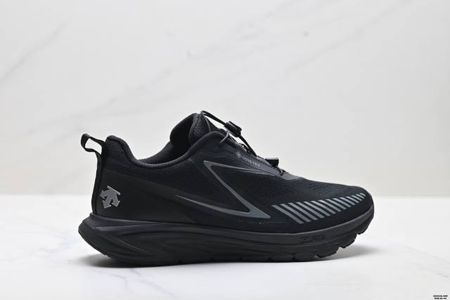 公司级迪桑特Descente Ease Gore-Tex 时尚 舒适 百搭 防滑耐磨 低帮 生活休闲鞋 原楦原纸版开发版型 鞋底设计有特殊的纹理或材料 以增加摩