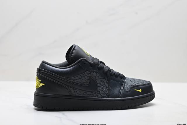 公司级Nike Air Jordan 1 Low Aj1乔1低帮休闲板鞋 同步官方配色 头层皮打造 正确满胶鞋垫 四线拉帮 原厂织唛标 鞋舌高弹海绵填充 官方货