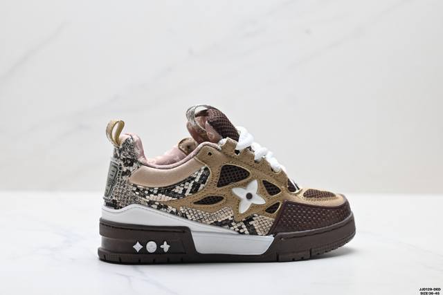 真标Louis Vuitton Trainer Sneaker Low 全新 Lv 路易威登 休闲运动文化百搭板鞋 尺码:36-45 Id:Jjd129-De