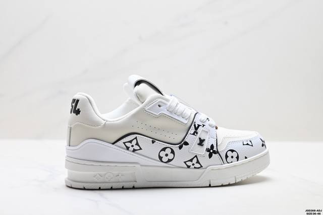 公司级Louis Vuitton Trainer Sneaker Low 路易威登 休闲运动文化百搭板鞋 舒适防滑底和百搭性霸屏整个时尚娱乐圈 细节调整完美主义