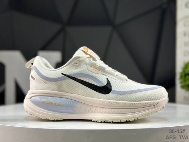 耐克 Nike Vomero 18 舒适减震防滑 低帮跑步鞋 货号:Hq7001-100 尺码：如图所示 Afs Tva