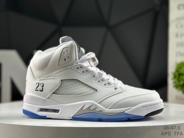 耐克 Nike Air Jordan Retro 5 Og Fire Red 乔丹Aj5代中帮复古休闲文化篮球鞋 货号：Hq7978-103 尺码：如图所示 A