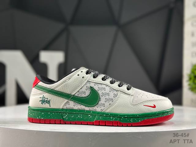 福利特价 耐克 Nike Dunk Low 此款主张打破传统的工业化流水线设计限制，以Made By Ideas的超级创意为理念，集结众多潮流设计师，结合时下最
