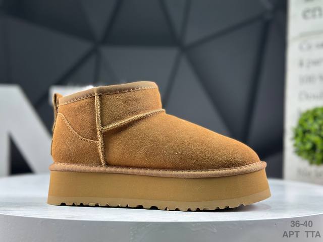 Ugg 百搭单品Ugg 秋冬羊皮毛一体雪地靴 尺码：如图所示 Apt Tta