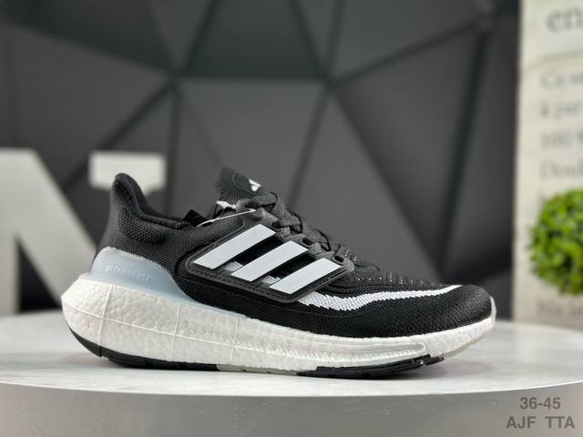真标 阿迪达斯 Ad Ultra Boost Light 阿迪达斯新款Ub9.0轻弹厚底爆米花跑鞋 #鞋款依旧采用全掌Boost爆米花设计 全新primekni