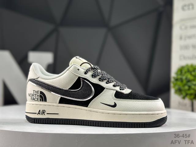 耐克 Nike Air Force 1 '07 Low 空军一号 低帮 运动鞋 休闲鞋 折边针车 工艺难度大 原楦头原纸板 原装鞋盒 定制五金配件 内置全掌气垫
