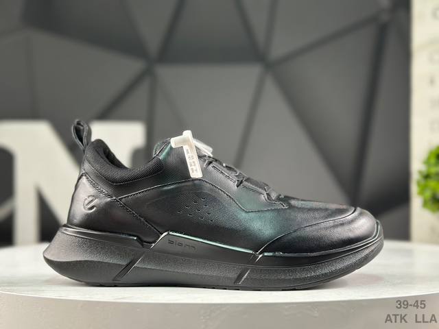 Ecco 爱步皮条带网 透气，经典和现代工艺品质融合 精选小牛皮面料 百搭休闲老爹鞋 舒适性相当不错 版型楦型非常到位上脚 专柜热销款 独有鞋型设计 特有Log