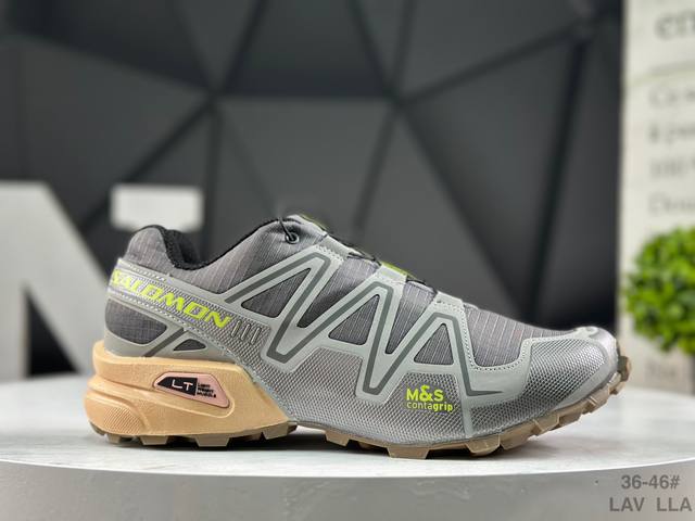 萨洛蒙 随着户外 Gorpcore 风潮持续发酵，法国户外运动品牌 Salomon 旗下的人气鞋型 Xt-6 持续火热，如今再度迎来一款 Gore-Tex 版本