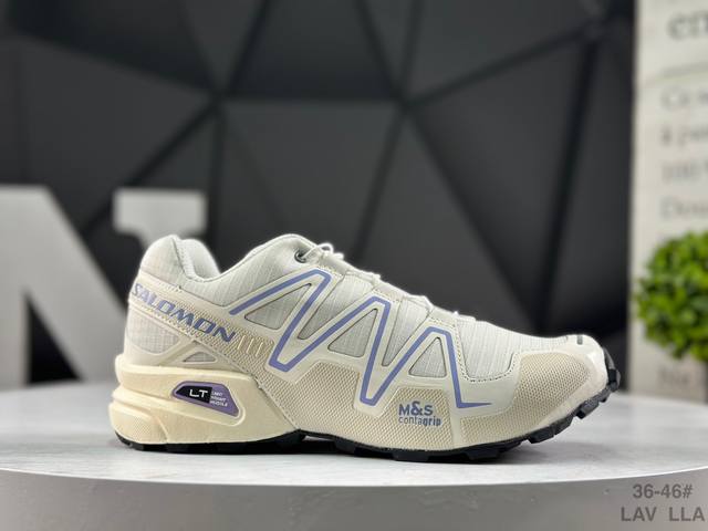萨洛蒙 随着户外 Gorpcore 风潮持续发酵，法国户外运动品牌 Salomon 旗下的人气鞋型 Xt-6 持续火热，如今再度迎来一款 Gore-Tex 版本