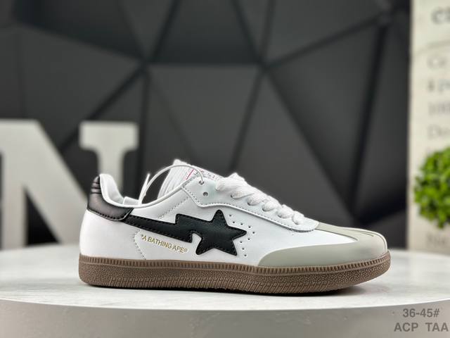 阿迪达斯 Adadis Original Samba Bape 阿迪桑巴板鞋 这款桑巴鞋展示了高质量的工艺 带有装饰的超锁缝制和无缝的手感 柔软、柔软的皮革造型