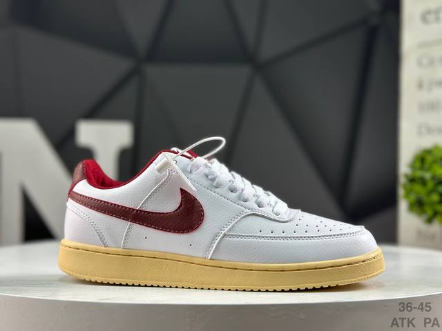 耐克 Nike Court Borough Low 低帮百搭透气休闲运动板鞋男女鞋 经典耐用的设计，兼顾舒适脚感和出众风范，演绎匠心之作。结构性的支撑贴合感结合