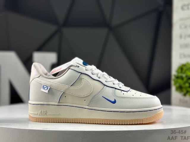 福利特价 耐克 Nike Air Force 1 Low 奶油反光 空军一号低帮运动休闲板鞋 官方同步 打造纯正空军版型 货号：Fb1839-111 码数：36
