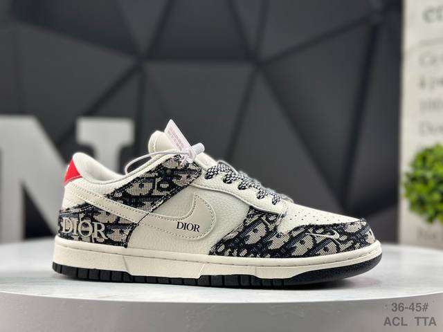 耐克 Nike Dunk Low Retro 用料绝不含糊 独家版型蒸餾加工帶來的是更好的视觉和脚感体验 清洁度 电绣工艺 皮料切割干净无任何毛边 细节完美 货