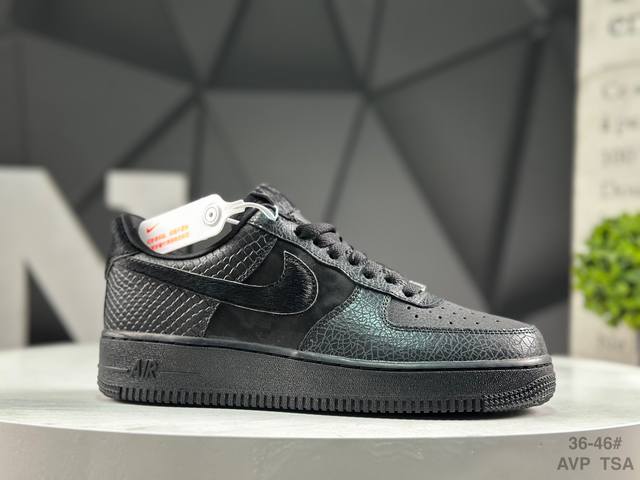 耐克 Nike Air Force 1 '07 Low 空军一号 低帮 运动鞋 休闲鞋 折边针车 工艺难度大 原楦头原纸板 原装鞋盒 定制五金配件 内置全掌气垫