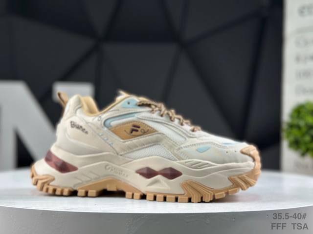 公司级 Fila Fusion斐乐 Bianco硬糖 织物合成革 拼接减震防滑耐磨透气 低帮 老爹鞋 货号:T12W541005Fab 尺码:35.5 36 3