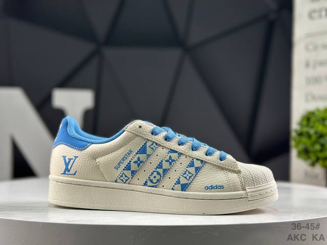 福利特价 阿迪达斯 Adidas Originals Gazelle Indoor 贝壳头 三叶草休闲防滑耐磨低帮板鞋 鞋头出色设计 塑就出众贴合感 稳固的后跟