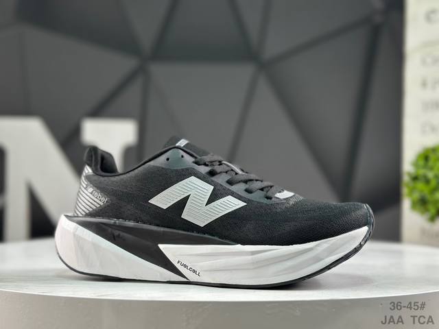 Nb New Balance Fuelcell 轻量跑鞋 超轻量化低帮休闲运动慢跑鞋 #原楦原纸版开发版型 采用超轻透气3D针织网眼材料结构鞋面及打印Logo细