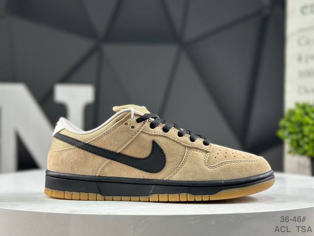 头层 耐克 Nike Dunk Low 板鞋Sb系列经典百搭休闲运动板鞋加厚鞋舌的填充，使舒适性大大提升，同时也更方便穿脱中底部分则加入了脚感柔软舒适Zooma