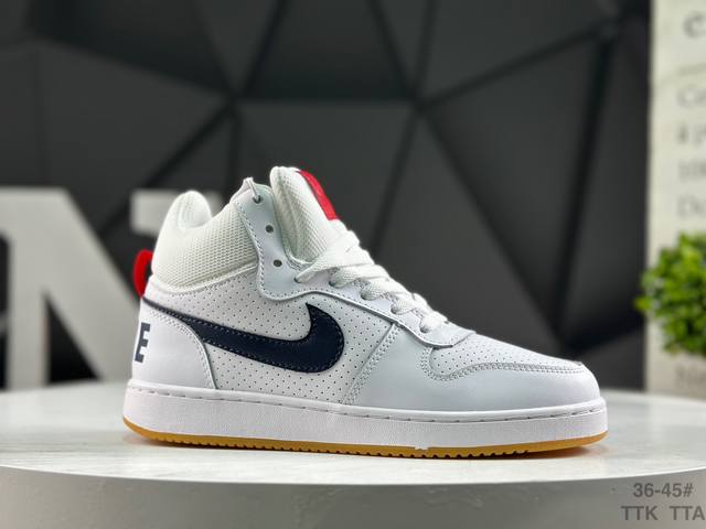 Nike 耐克 Court Borough Mid男女休闲运动高帮板鞋。 货号：Fb7177 141 Size：如图所示 Ttk Tta