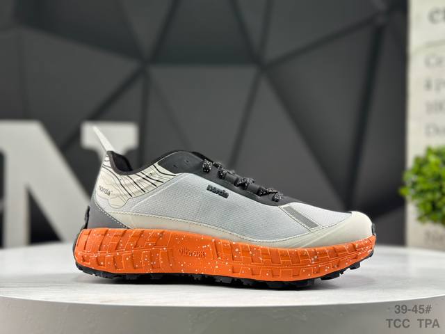 Norda 诺达 001 Sneaker 网面越野跑步鞋 加拿大高端品牌 官方售K+ 运动通勤皆宜 非常时尚小众且具有功能性的一款跑鞋 尺码：如图所示 Tcc