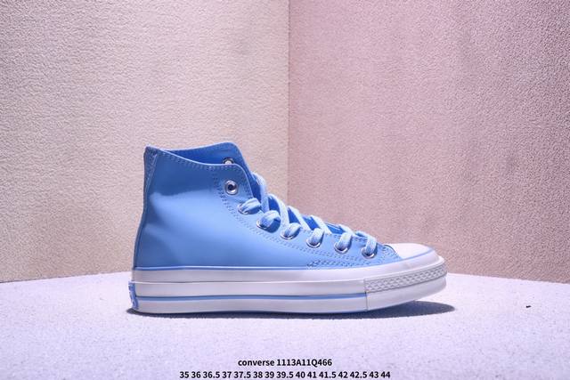 匡威麂皮三兄弟！秋冬鞋柜C位锁死！ 匡威这三双麂皮高帮太绝了！三个配色都1:1沿用了Shai001的配色 经典1970S鞋型 麂皮面料保暖的同时质感也是拉 秋冬