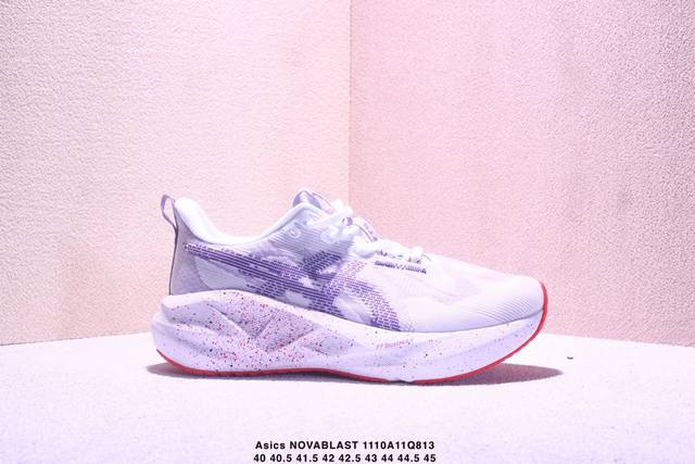 公司级Asics Novablast 5 轻量跑鞋 低帮轻量透气缓震休闲运动跑步鞋 货号: 尺码:36 37 37.5 38 39 39.5 40.5 41.5