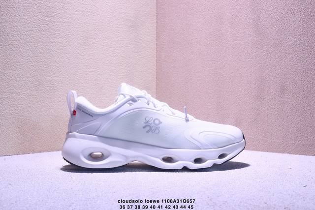 公司级On昂跑 Cloudsolo Loewe 系列低帮轻量舒适多功能休闲运动鞋 采用工程飞织网布组合再生聚酯纤维鞋面材质搭载独家隐藏速度中板 镂空Cloudt