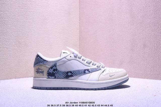 Travis Scott X Fragment Design X Jordan Air Jordan 1 Low Og Sp “北面联名 米棕雪山” 多方联名合