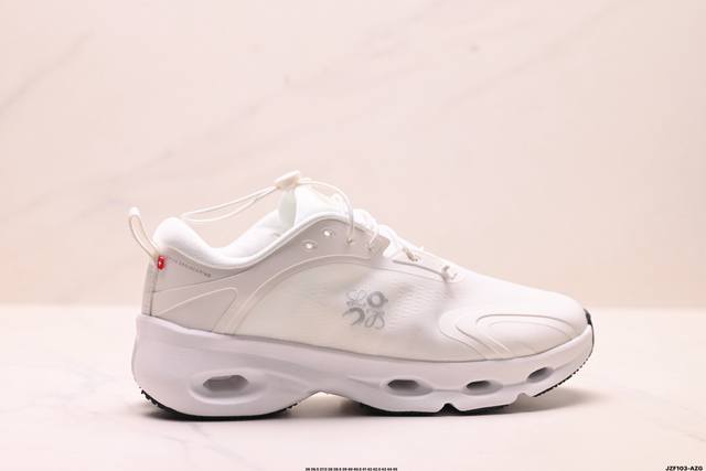 公司级Loewe X On昂跑Cloudtilt 罗意威 联名轻量运动休闲鞋 脚感很舒服 鞋底柔软且包裹性好 上脚显腿长 不管休闲还是运动都很百搭 是最好看最显