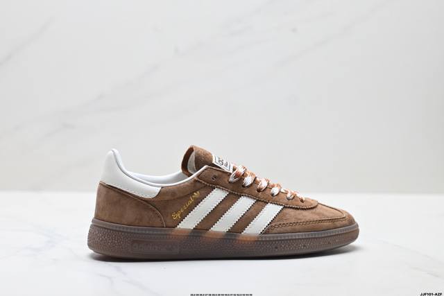 公司级Adidas Handball Spezial 阿迪达斯经典款 复古休闲板鞋 全鞋采用反毛皮制作 牛筋耐磨大底 承载青春情怀的板鞋 经典三条杠装饰鞋侧 品