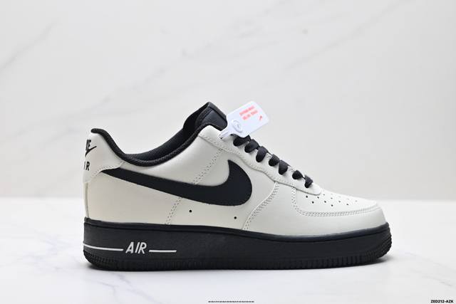 公司级Nike Air Force 1‘07 原楦头原纸板 打造纯正低帮空军版型 专注外贸渠道 全掌内置蜂窝气垫 原盒配件 原厂中底钢印、拉帮完美 货号:Zh0