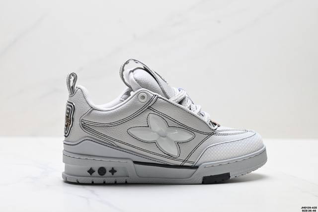 公司级Louis Vuitton Trainer Sneaker Low 路易威登 休闲运动文化百搭板鞋 舒适防滑底和百搭性霸屏整个时尚娱乐圈 细节调整完美主义