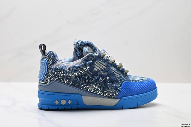 公司级Louis Vuitton Trainer Sneaker Low 路易威登 休闲运动文化百搭板鞋 舒适防滑底和百搭性霸屏整个时尚娱乐圈 细节调整完美主义