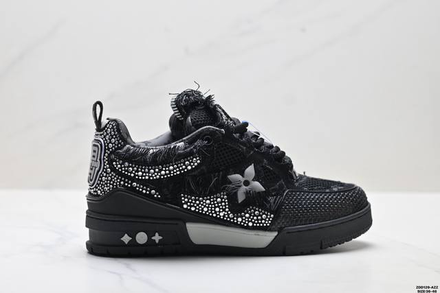 公司级Louis Vuitton Trainer Sneaker Low 路易威登 休闲运动文化百搭板鞋 舒适防滑底和百搭性霸屏整个时尚娱乐圈 细节调整完美主义