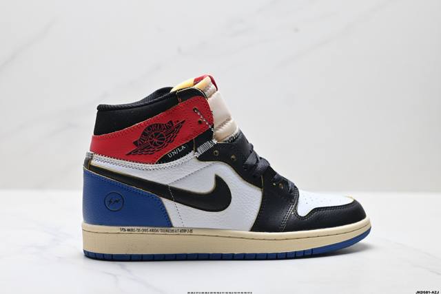 公司级Nike Air Jordan 1 Retro High Aj1乔丹一代高帮经典复古文化休闲运动篮球鞋 货号:107847-002 尺码:36 36.5