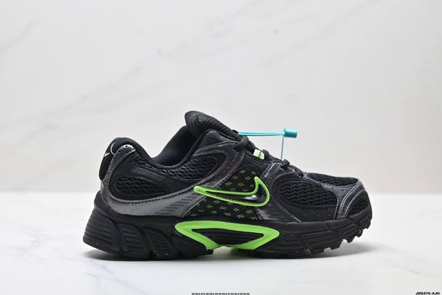 真标Nike V5 Rnr 耐克 舒适百搭防滑耐磨 低帮休闲鞋 货号:Hj5228-005 尺码:36 36.5 37.5 38 38.5 39 40 40.5