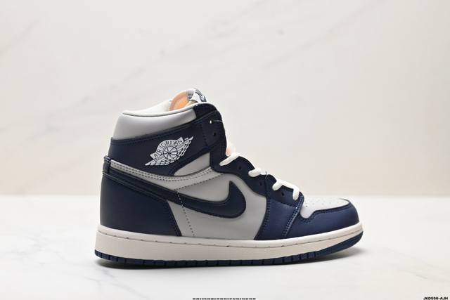公司级Nike Air Jordan 1 Retro High Aj1乔丹一代高帮经典复古文化休闲运动篮球鞋 货号:Bq4422-400 尺码:36 36.5