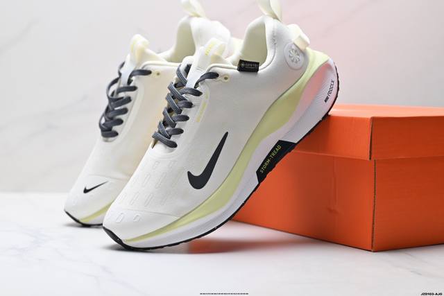 公司级Nike React Infinity Rn 4 Gtx 耐克 马拉松机能风格运动鞋 实拍首发#鞋款搭载柔软泡绵 在运动中为你塑就缓震脚感 设计灵感源自日