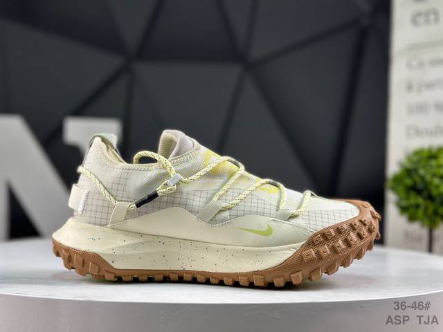 耐克 Nike Acg Mountain Fly Gtx Se山脉系列 解构绑带 低帮户外登山越跑徒步休闲运动鞋 货号:Dd2861 001 尺码:如图所示 A